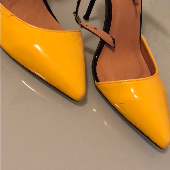 Heels - Picture 4 of 7